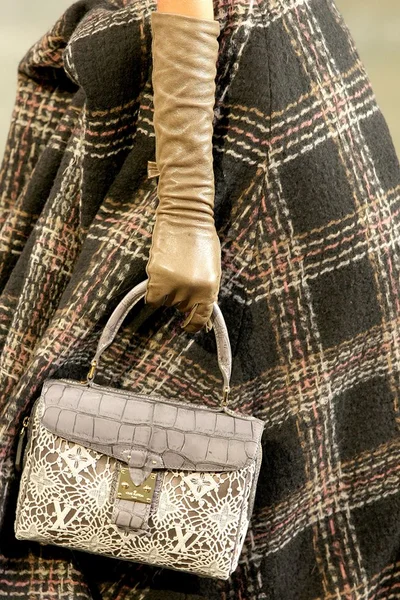 Look 70